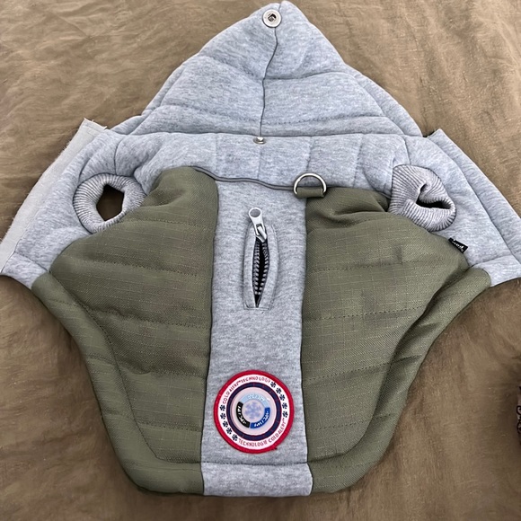 Silver Paw winter jacket for XS dog - Picture 1 of 2